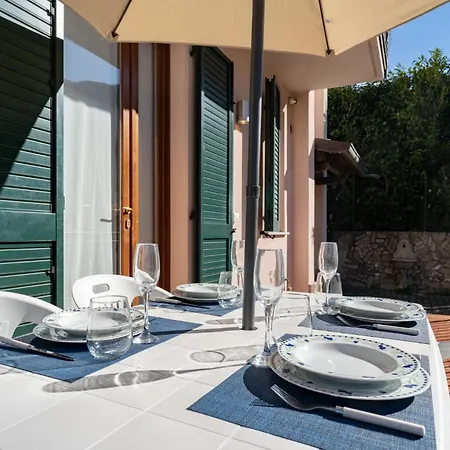 Terrazza Fucinetta شقة